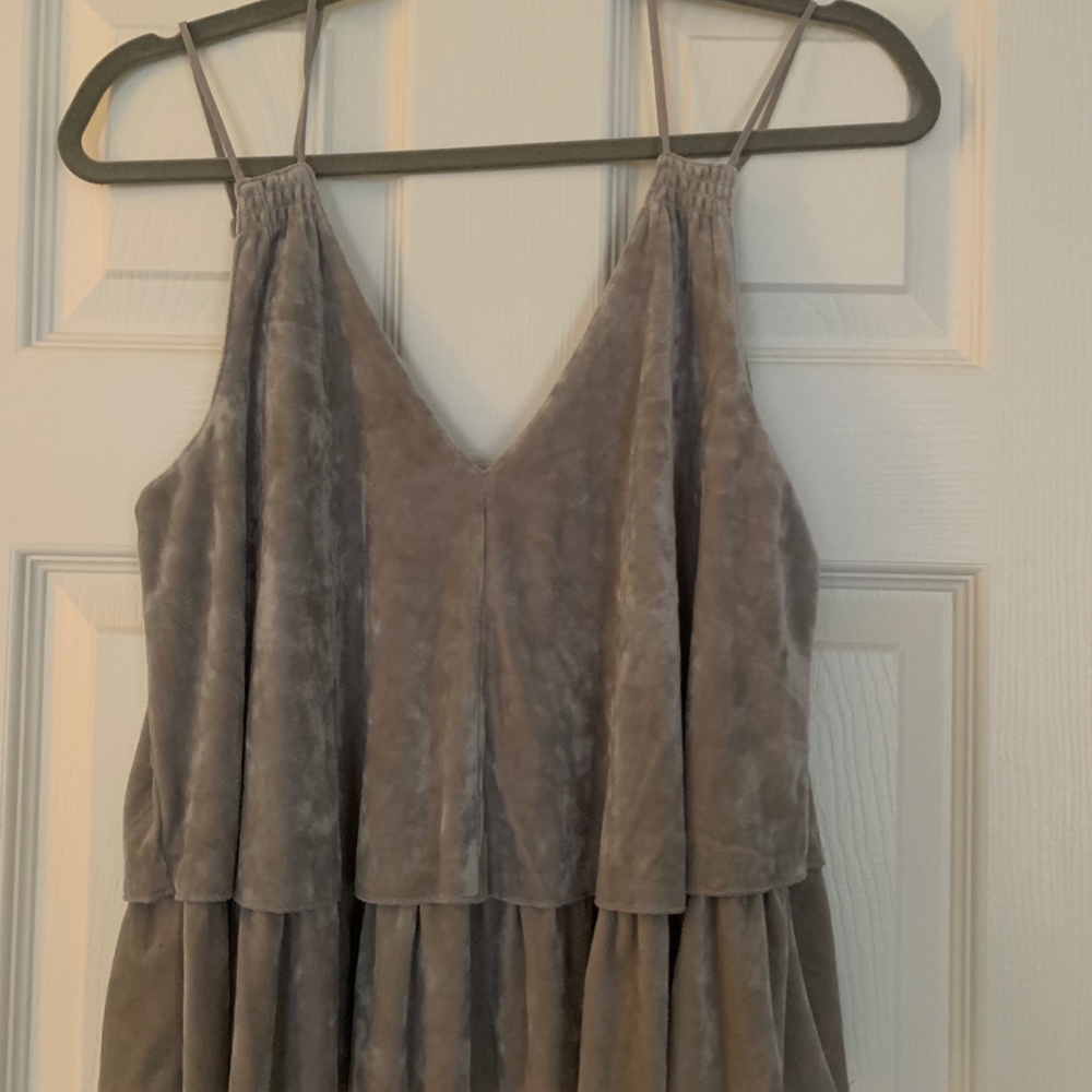 Aerie Grey/Silver Velvet Top